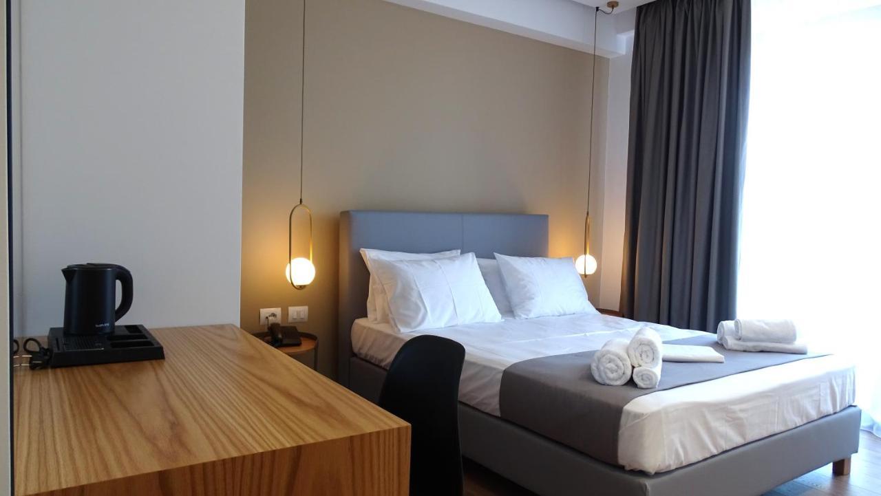 Valmar Hotel
