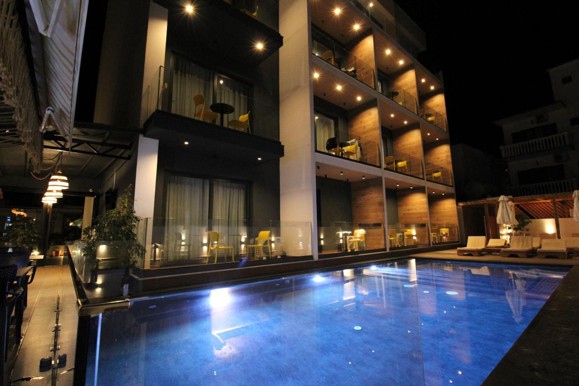 Valmar Hotel
